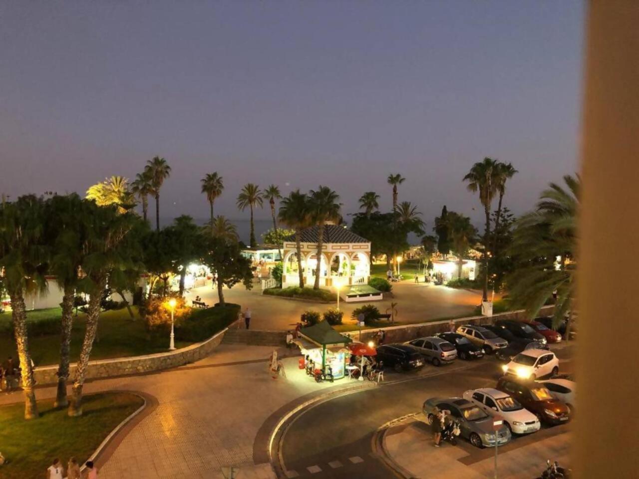 Apartamento El Nido Torre Del Mar Eksteriør billede