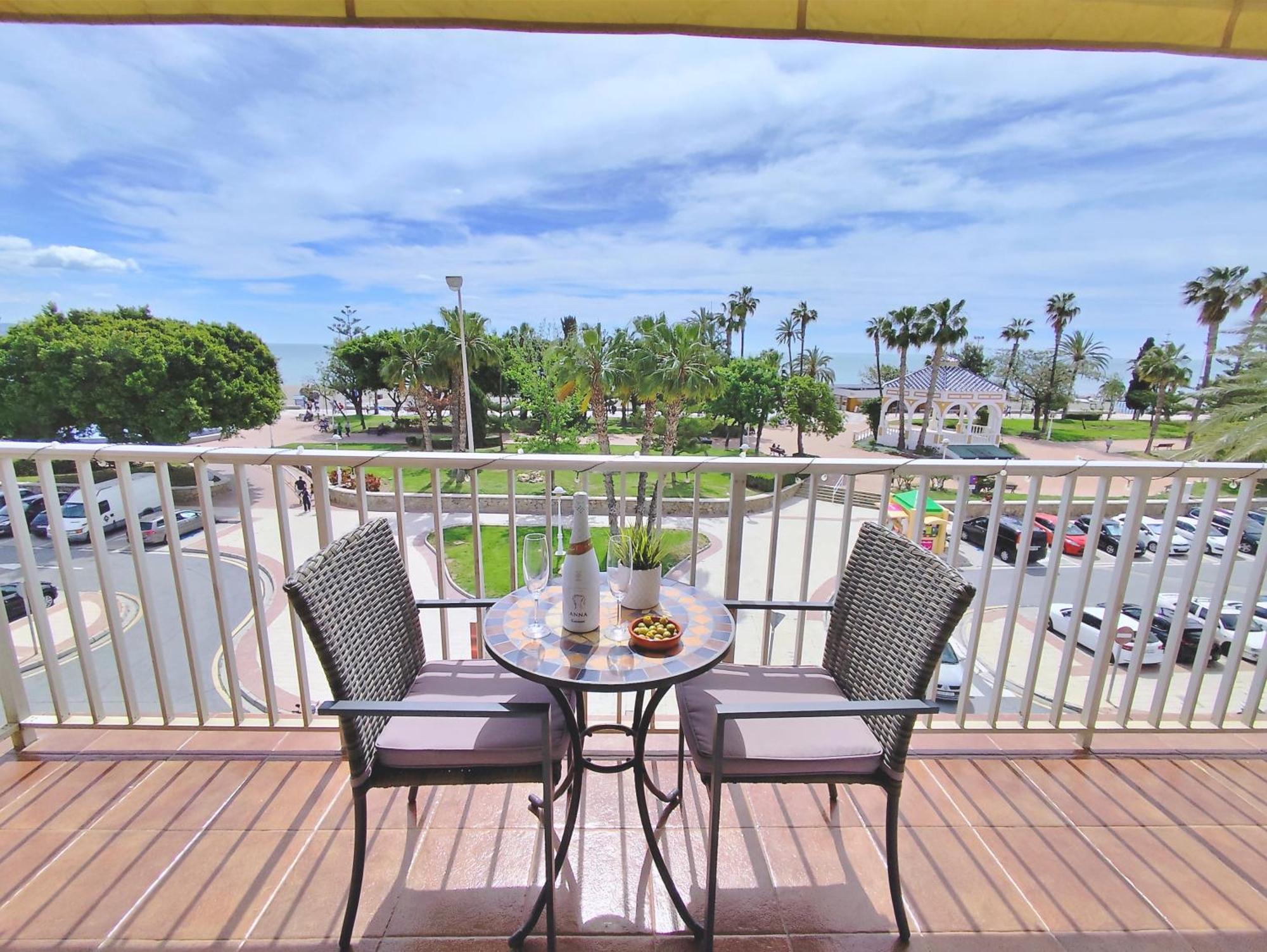 Apartamento El Nido Torre Del Mar Eksteriør billede