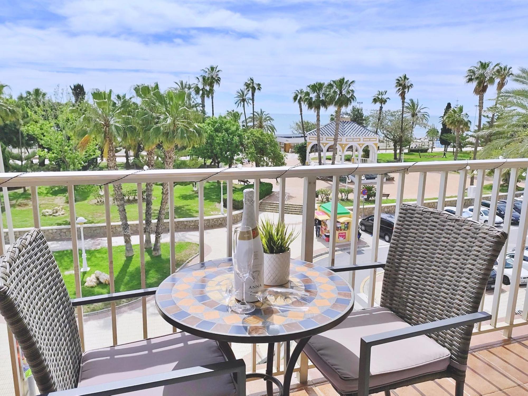 Apartamento El Nido Torre Del Mar Eksteriør billede
